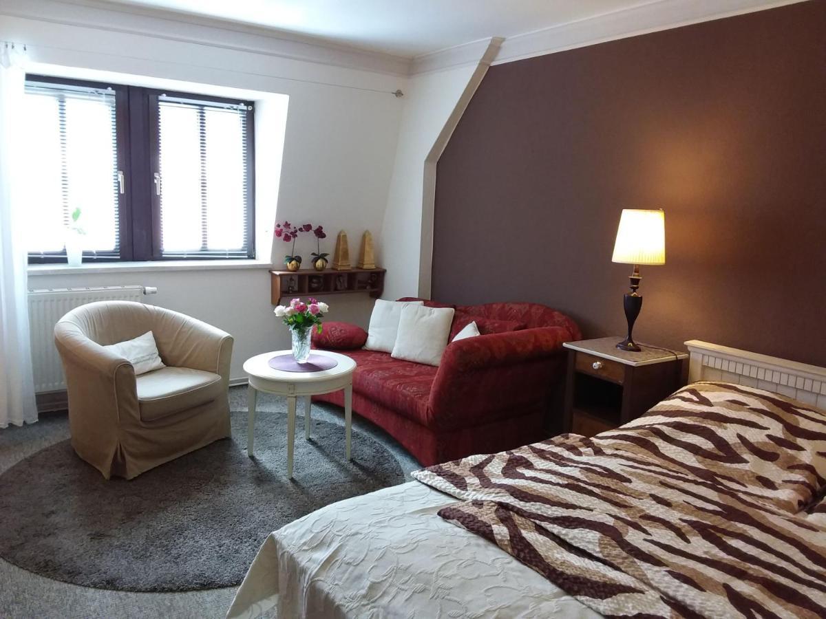 City-Ferienwohnungen-Dresden - Zentral Gelegen Im Haus Louisenstrasse 11 - Dresden-Neustadt ภายนอก รูปภาพ