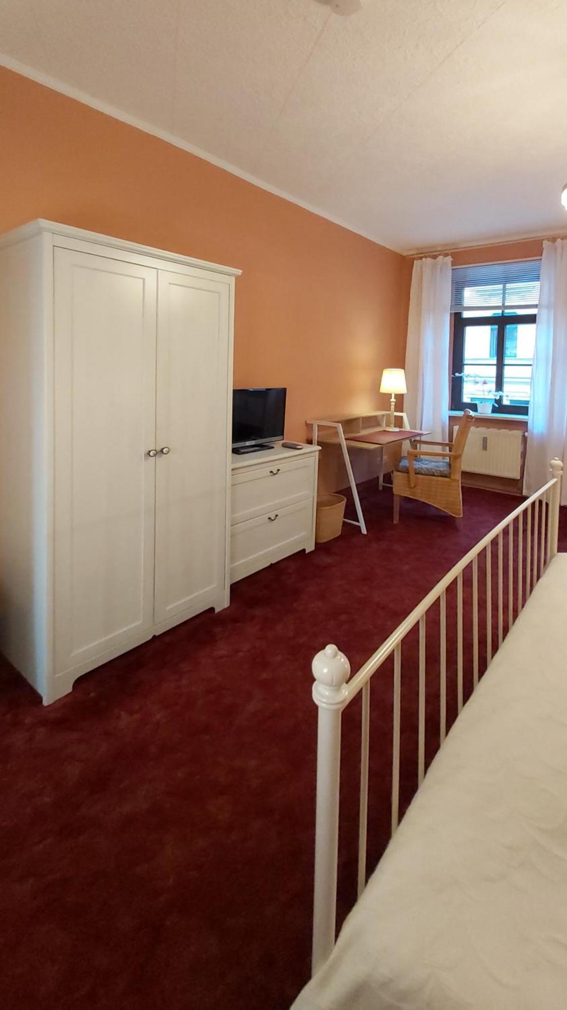 City-Ferienwohnungen-Dresden - Zentral Gelegen Im Haus Louisenstrasse 11 - Dresden-Neustadt ภายนอก รูปภาพ