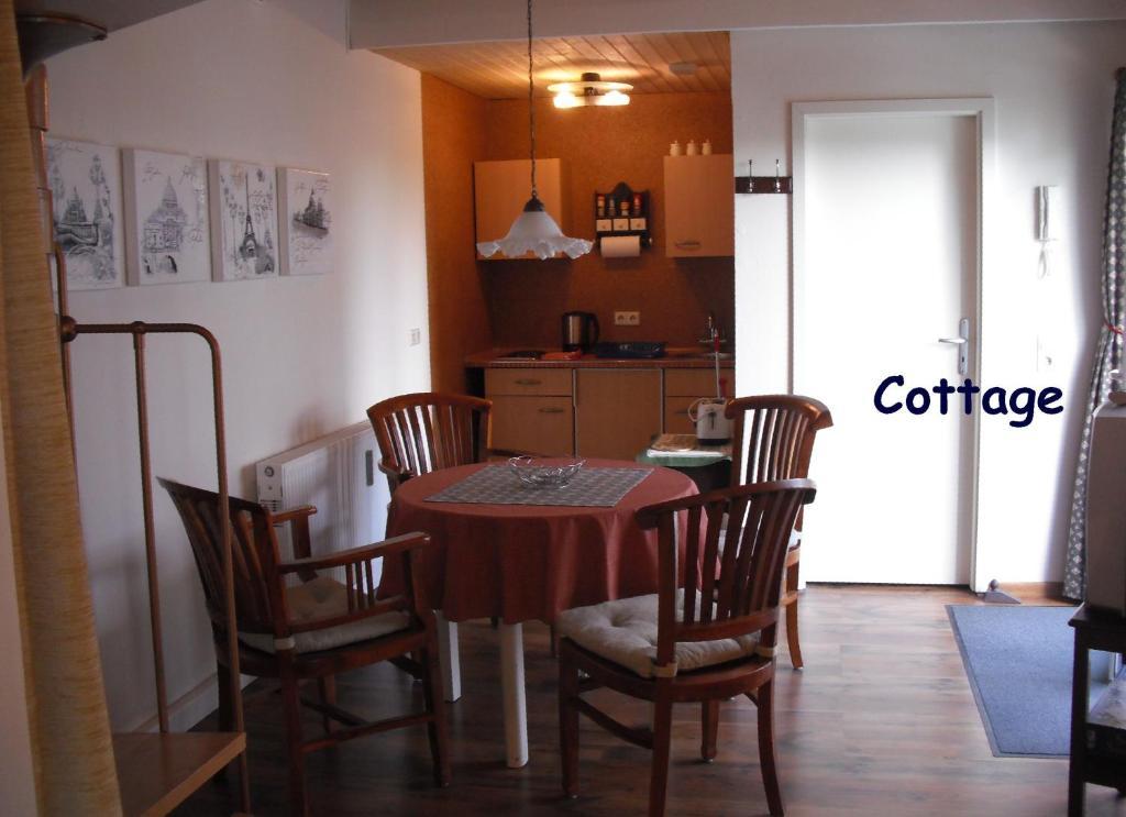 City-Ferienwohnungen-Dresden - Zentral Gelegen Im Haus Louisenstrasse 11 - Dresden-Neustadt ห้อง รูปภาพ